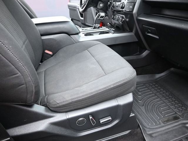 Used 2016 Ford F150 XLT w/ Equipment Group 302A Luxury AWD/4WD image 19