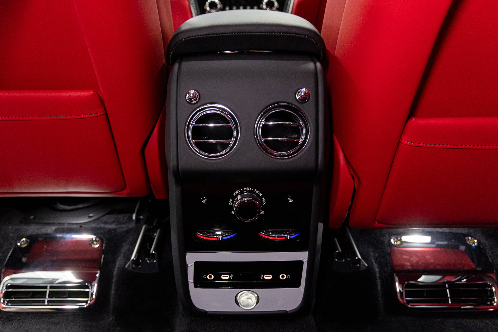 New 2026 Rolls-Royce Cullinan image 39