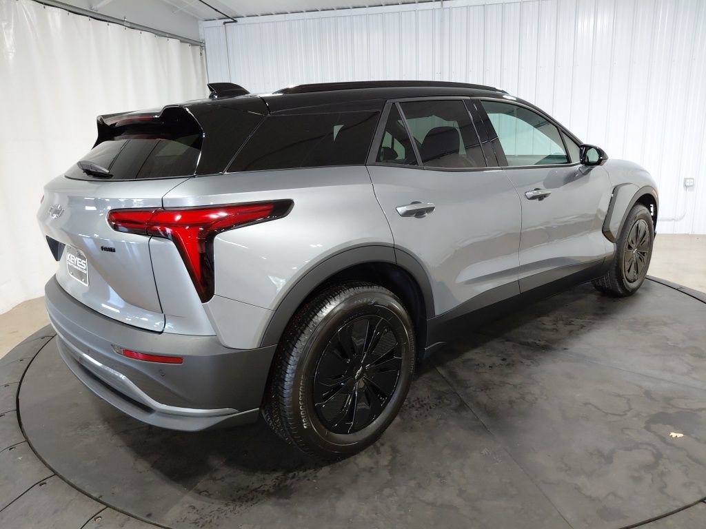 New 2026 Chevrolet Blazer EV LT image 9