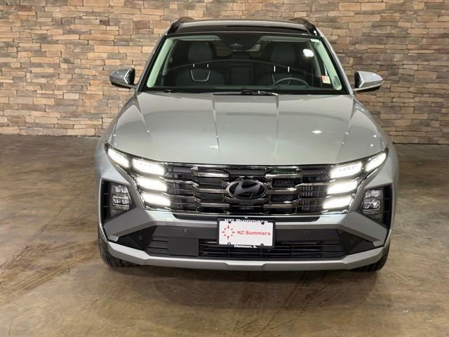 Used 2025 Hyundai Tucson Limited AWD/4WD image 35