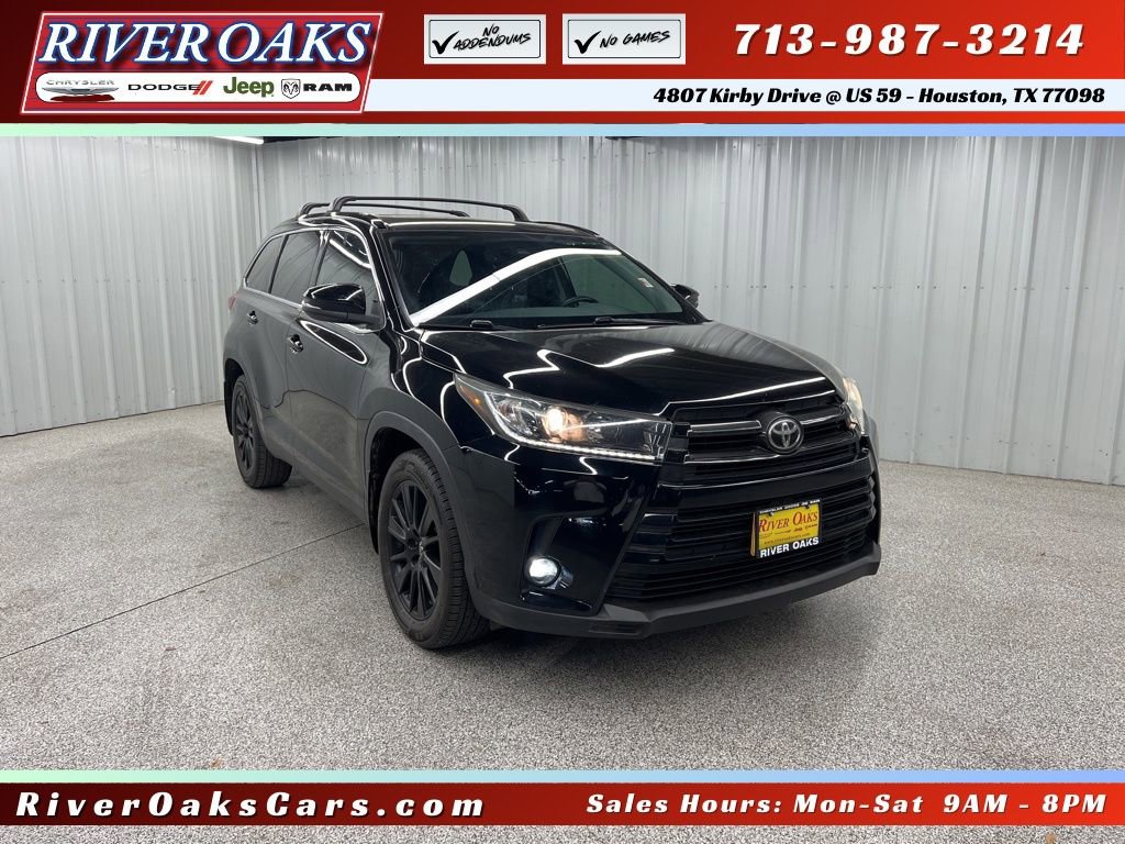 Used 2019 Toyota Highlander SE FWD image 1