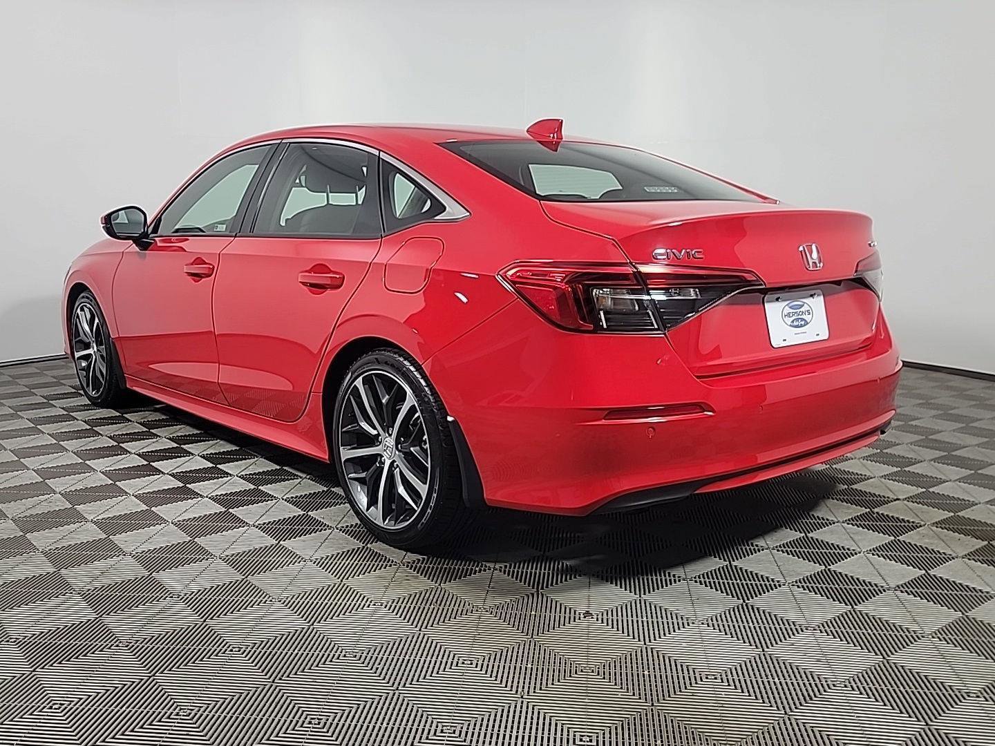 Certified 2024 Honda Civic Touring image 9