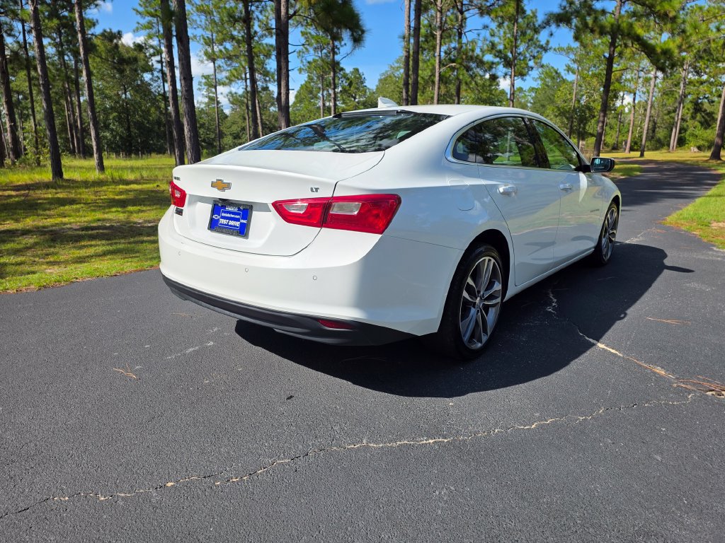 Used 2025 Chevrolet Malibu LT FWD image 5