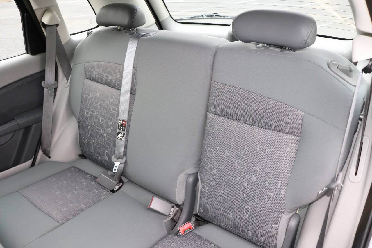 Used 2009 Chrysler PT Cruiser FWD image 24