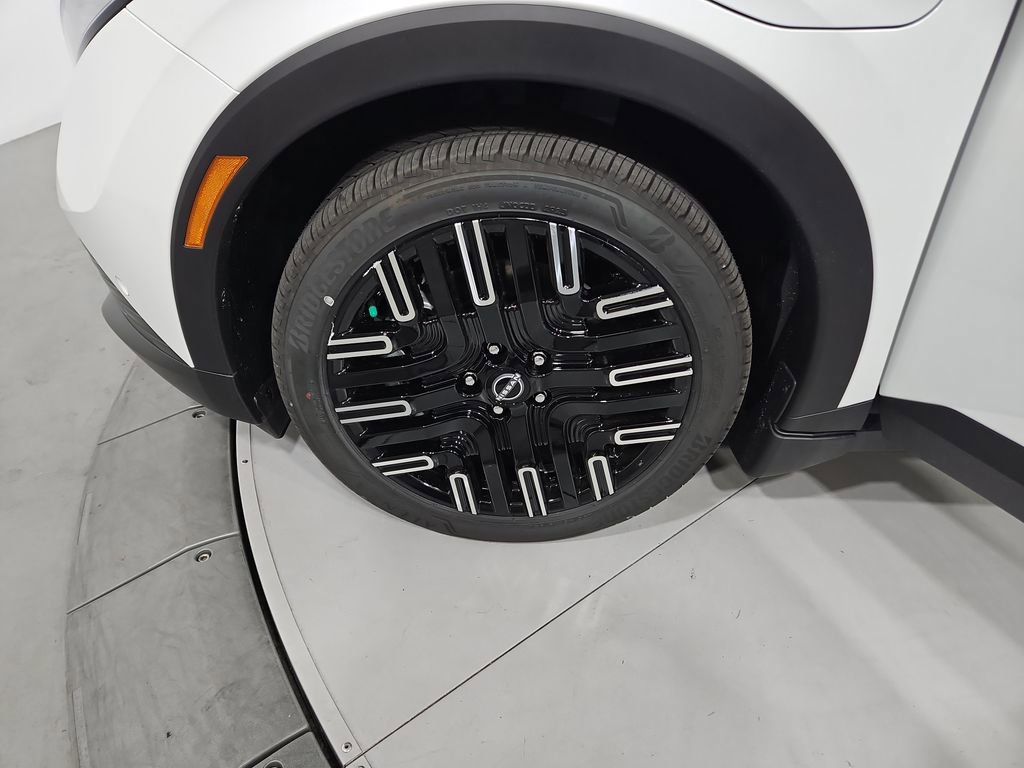 New 2026 Nissan Leaf Platinum+ image 28