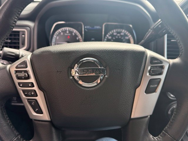 Used 2019 Nissan Titan SV w/ SV Convenience Package AWD/4WD image 15