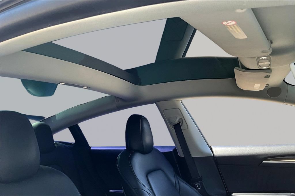 Used 2022 Tesla Model 3 Performance AWD/4WD image 29
