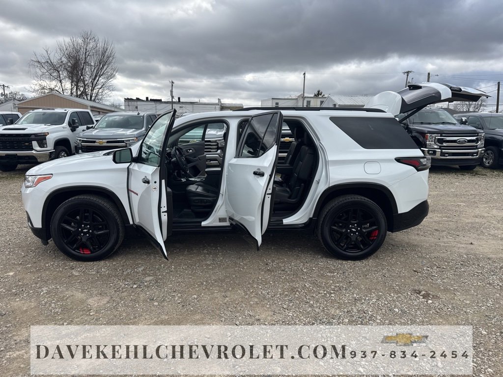 Used 2020 Chevrolet Traverse Premier w/ Redline Edition image 11