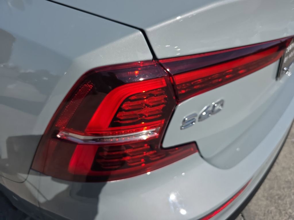 Certified 2024 Volvo S60 T8 Ultimate w/ Climate Package image 36