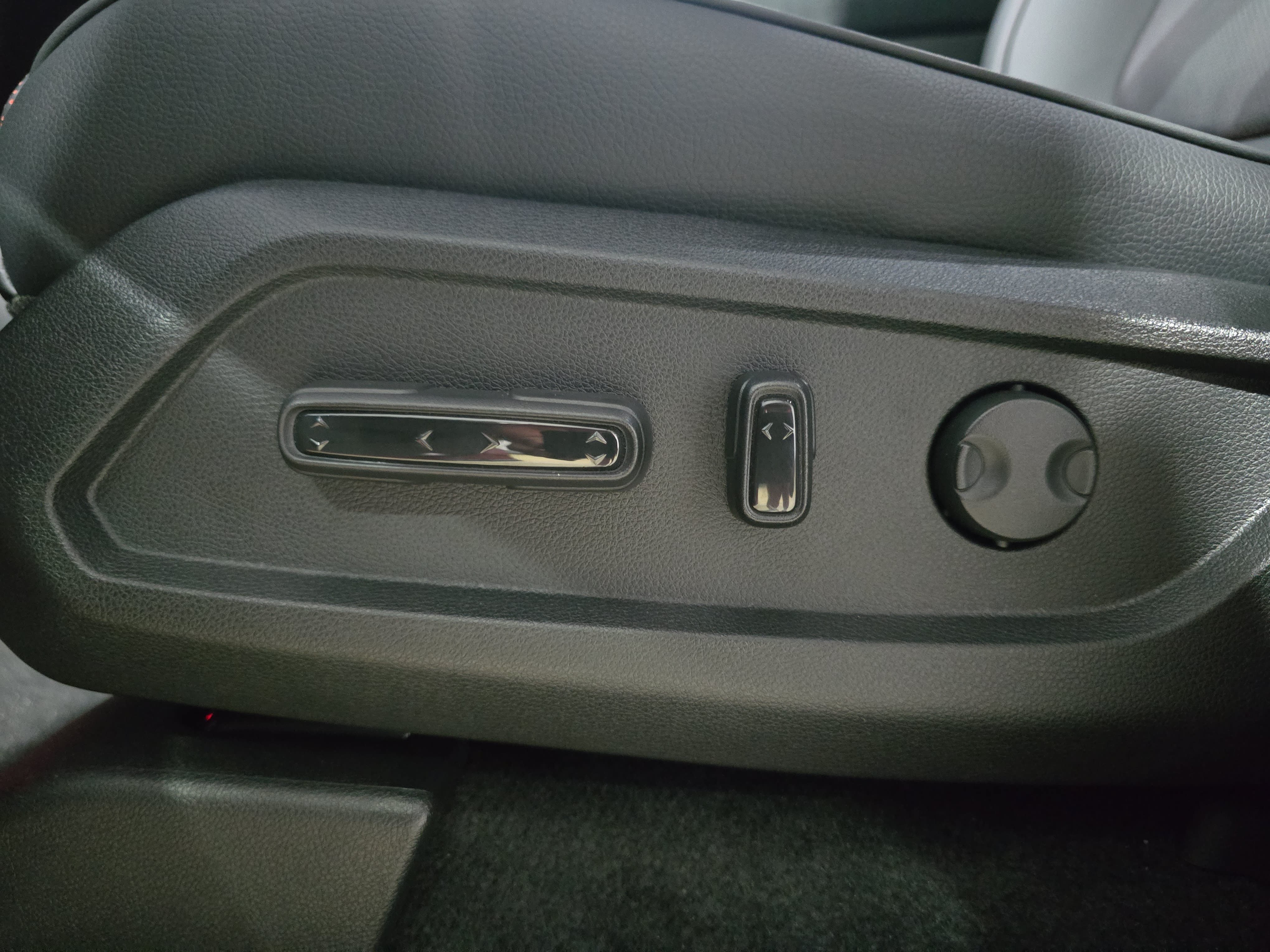 Used 2026 Honda Pilot Black Edition image 26