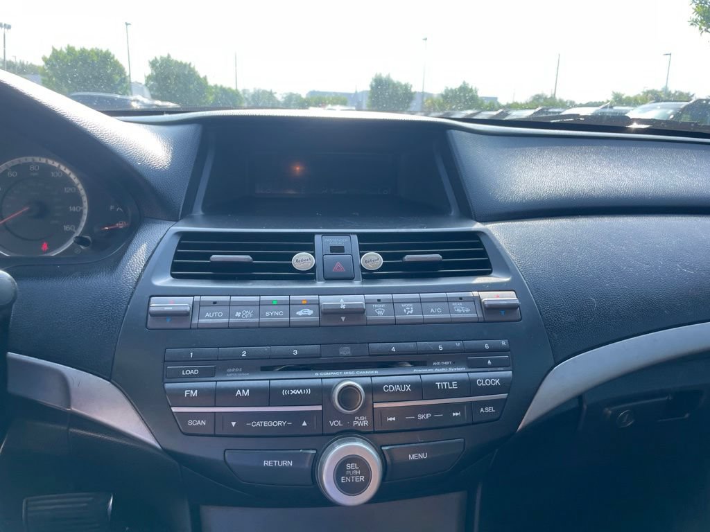 Used 2011 Honda Accord EX-L image 11