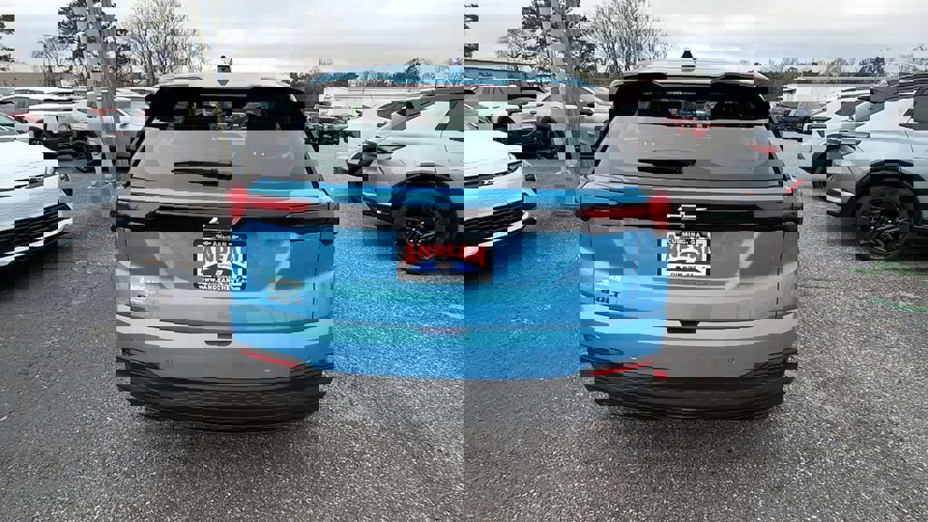 New 2027 Chevrolet Bolt LT w/ Comfort Package image 6