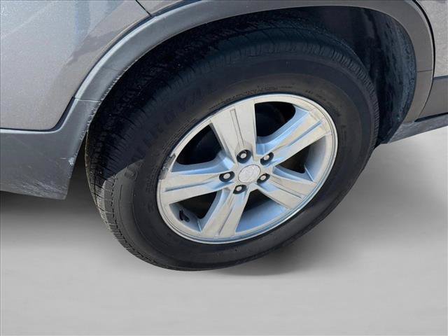 Used 2020 Chevrolet Trax LS w/ Tint and Cruise Package FWD image 8