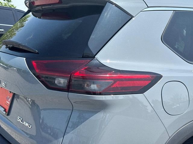 Certified 2023 Nissan Rogue SL w/ SL Premium Package AWD/4WD image 13