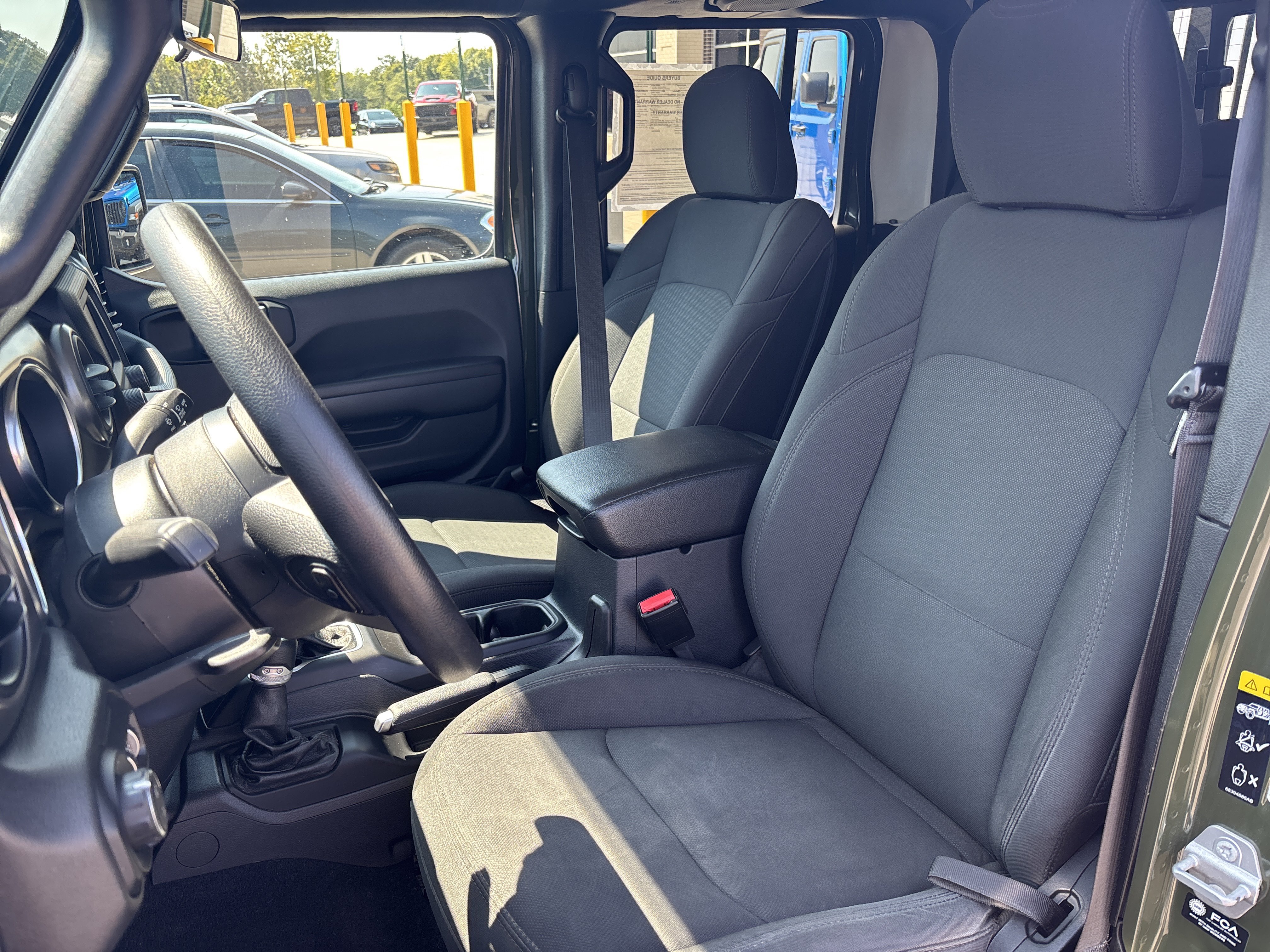 Used 2021 Jeep Gladiator Sport AWD/4WD image 12