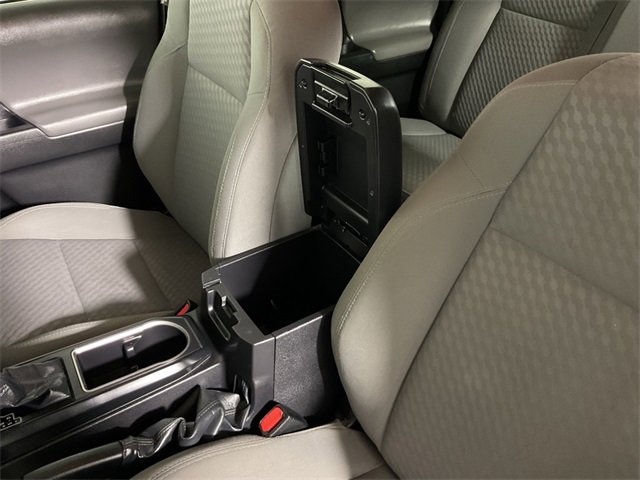 Used 2022 Toyota Tacoma SR image 26