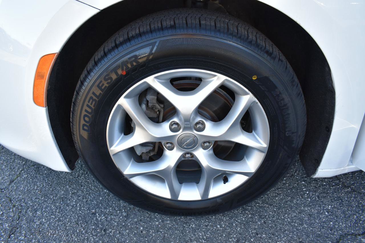 Used 2020 Chrysler Pacifica Limited image 34