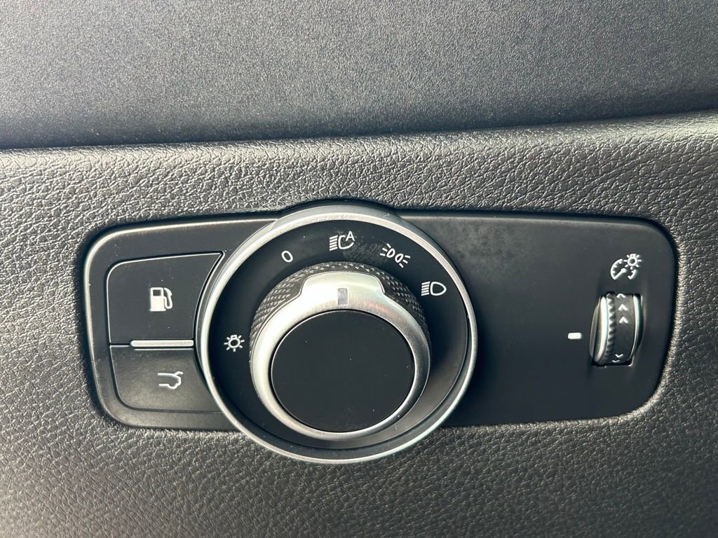 New 2024 Alfa Romeo Tonale Veloce w/ Active Assist Package image 34