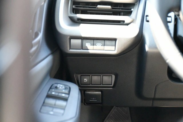 New 2026 Toyota Prius LE image 12