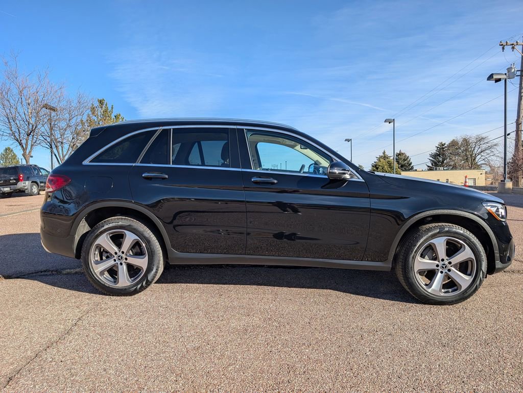 Certified 2022 Mercedes-Benz GLC 300 4MATIC image 4