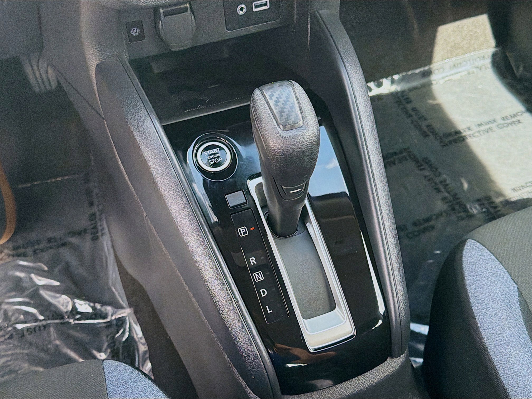 Used 2025 Nissan Versa SV image 15