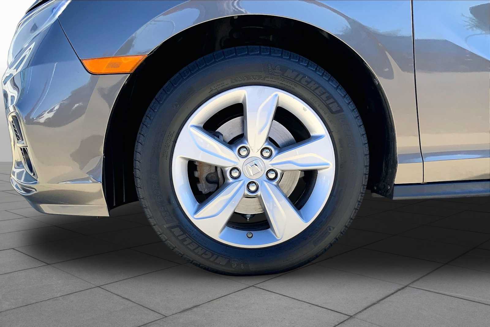 Used 2018 Honda Odyssey EX-L image 8