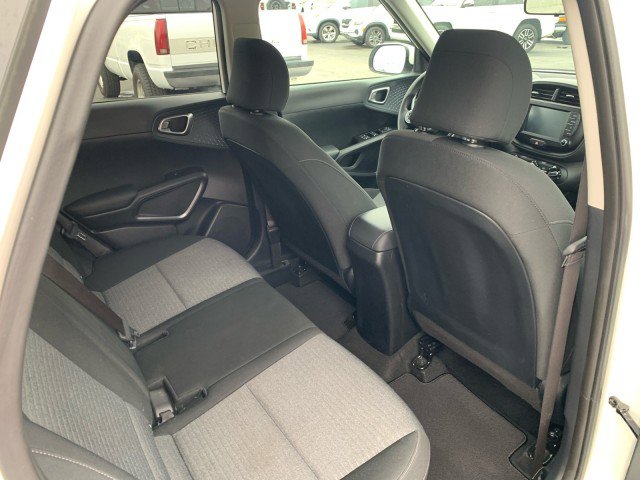 Used 2021 Kia Soul S image 15