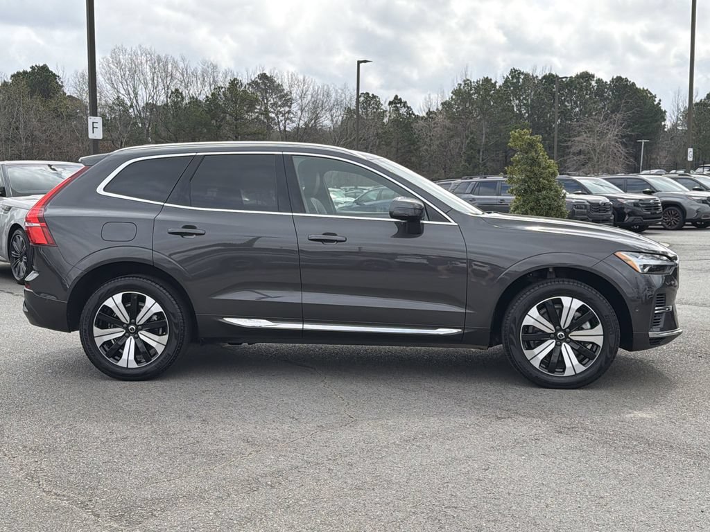 Used 2023 Volvo XC60 T8 Plus AWD/4WD image 6