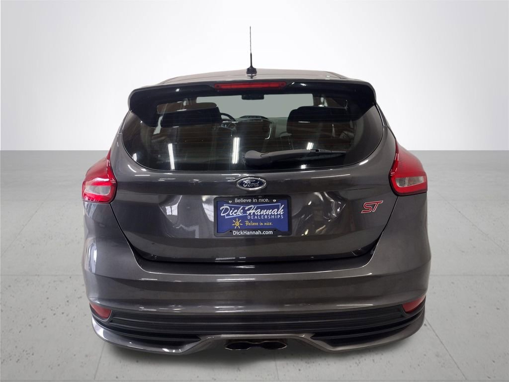 Used 2017 Ford Focus ST image 13