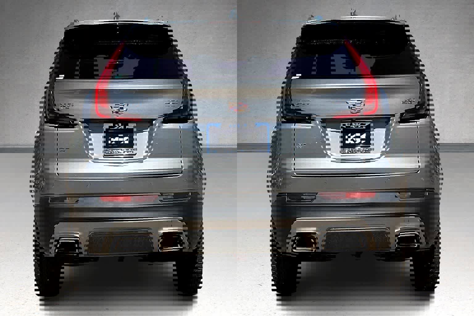 Used 2023 Cadillac XT4 Premium Luxury image 5