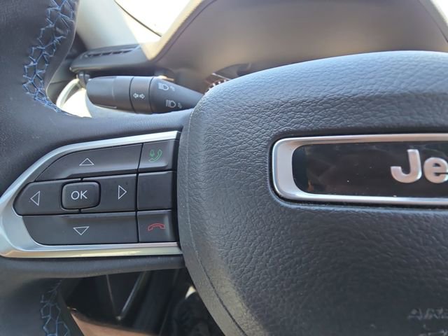 Used 2022 Jeep Compass Latitude image 16