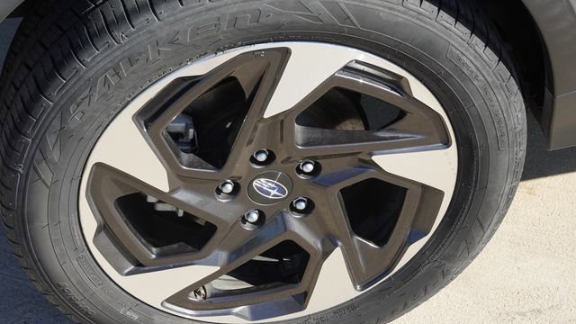 Used 2024 Subaru Crosstrek 2.5i Limited AWD/4WD image 11
