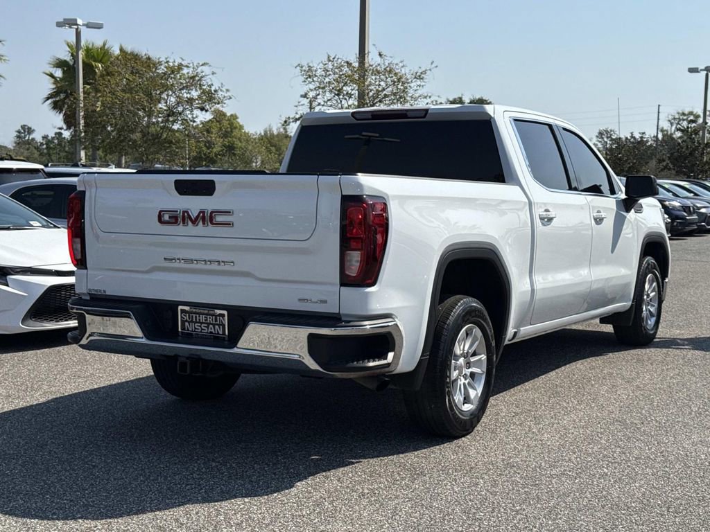 Used 2022 GMC Sierra 1500 SLE image 4