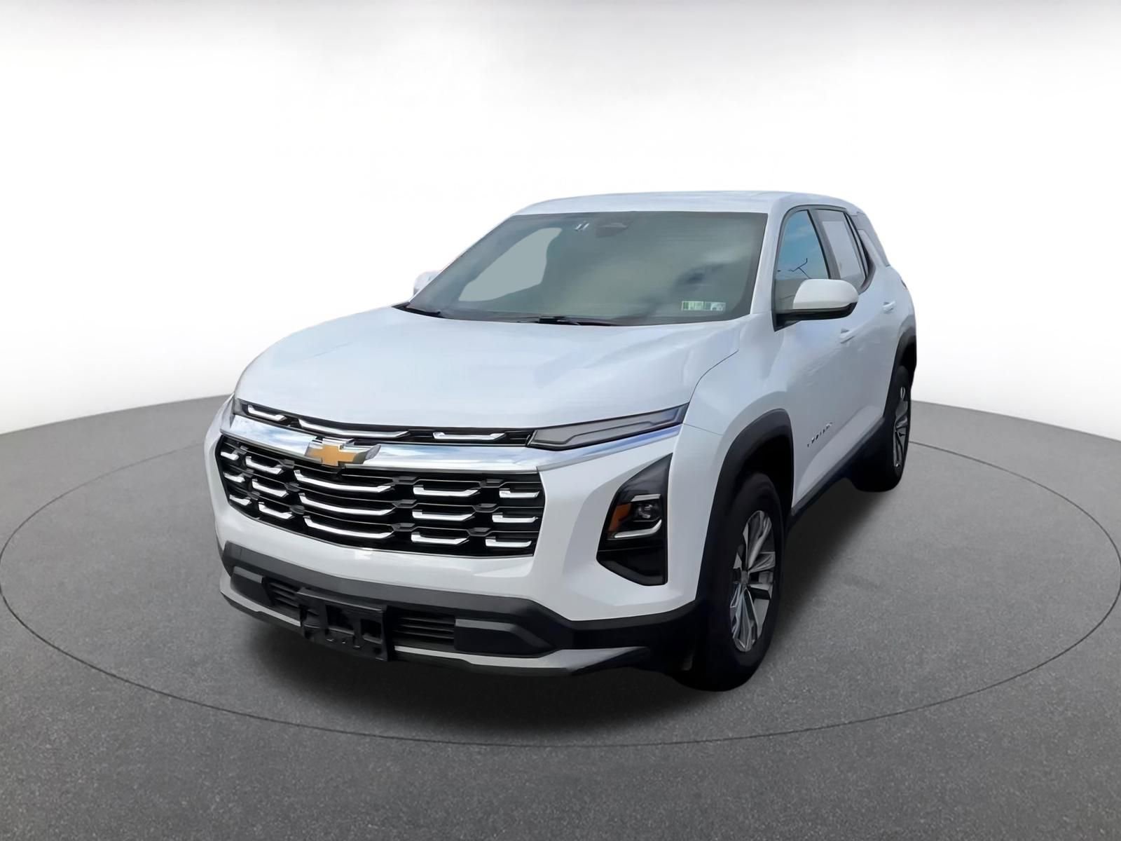 Used 2025 Chevrolet Equinox LT image 6