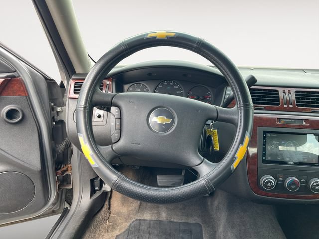 Used 2006 Chevrolet Impala LS FWD image 12