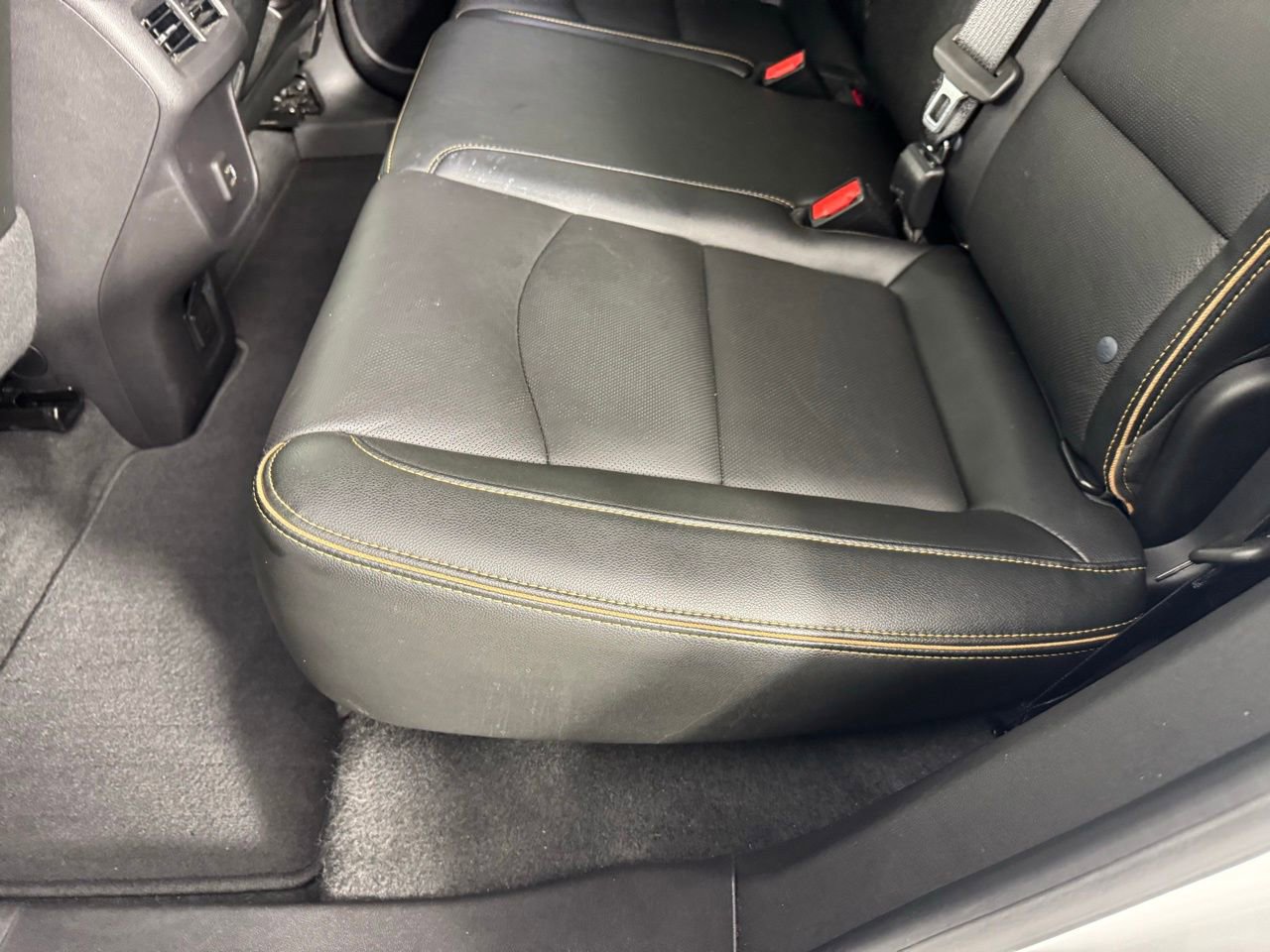 Used 2024 GMC Terrain AT4 w/ Tech Package image 29