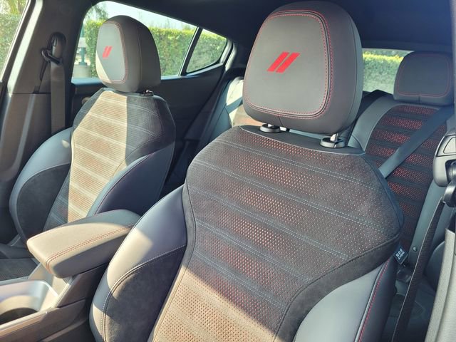 Used 2024 Dodge Hornet R/T Plus image 13