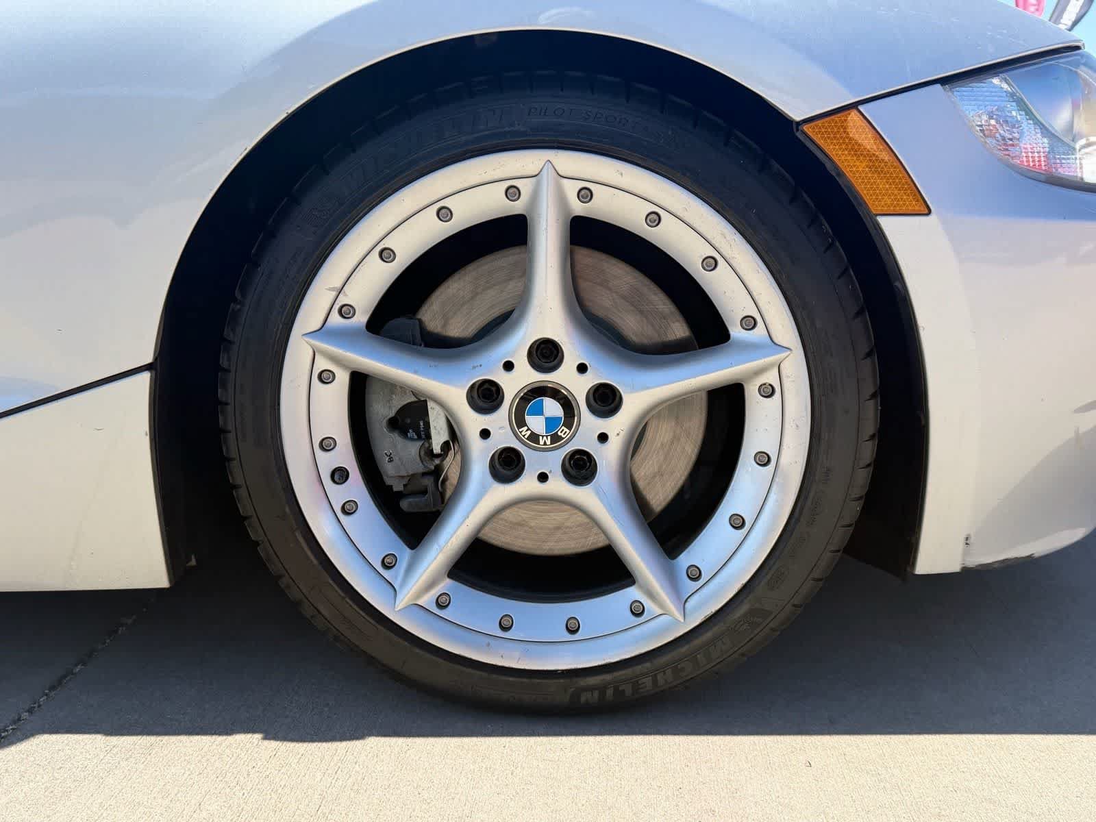 Used 2008 BMW Z4 3.0si RWD image 9