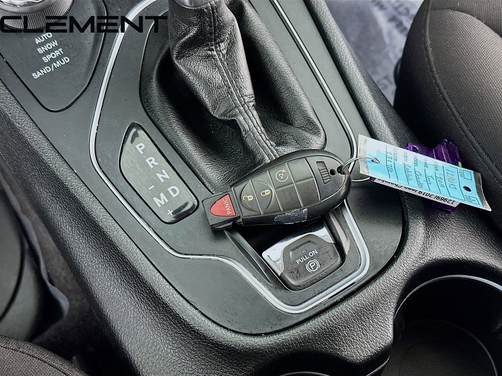Used 2019 Jeep Cherokee Latitude w/ Cold Weather Group image 24