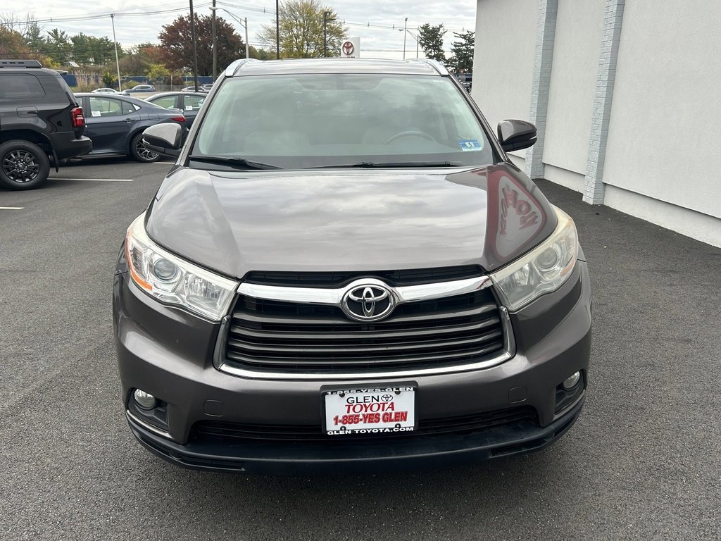Used 2016 Toyota Highlander XLE image 3