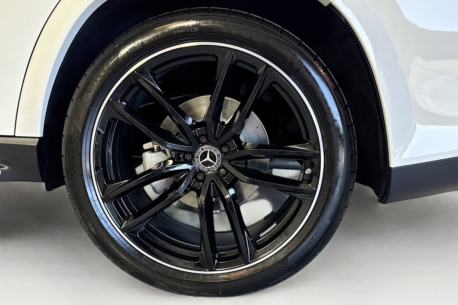 New 2026 Mercedes-Benz GLS 450 4MATIC image 30