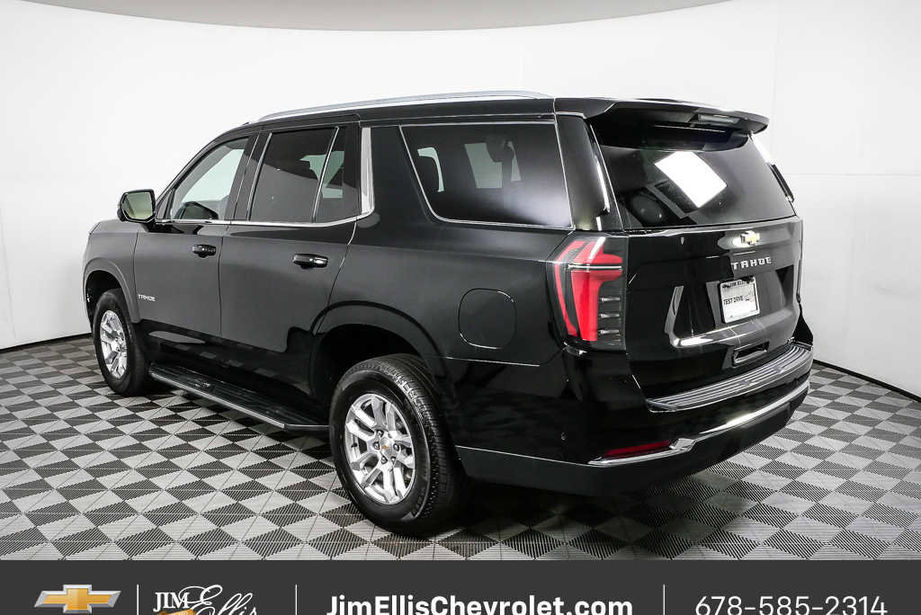 Certified 2025 Chevrolet Tahoe LT RWD image 3