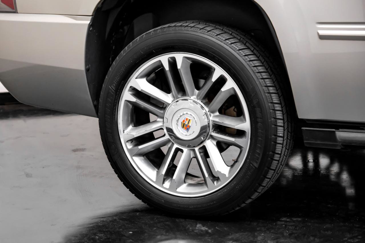 Used 2014 Cadillac Escalade Premium image 45