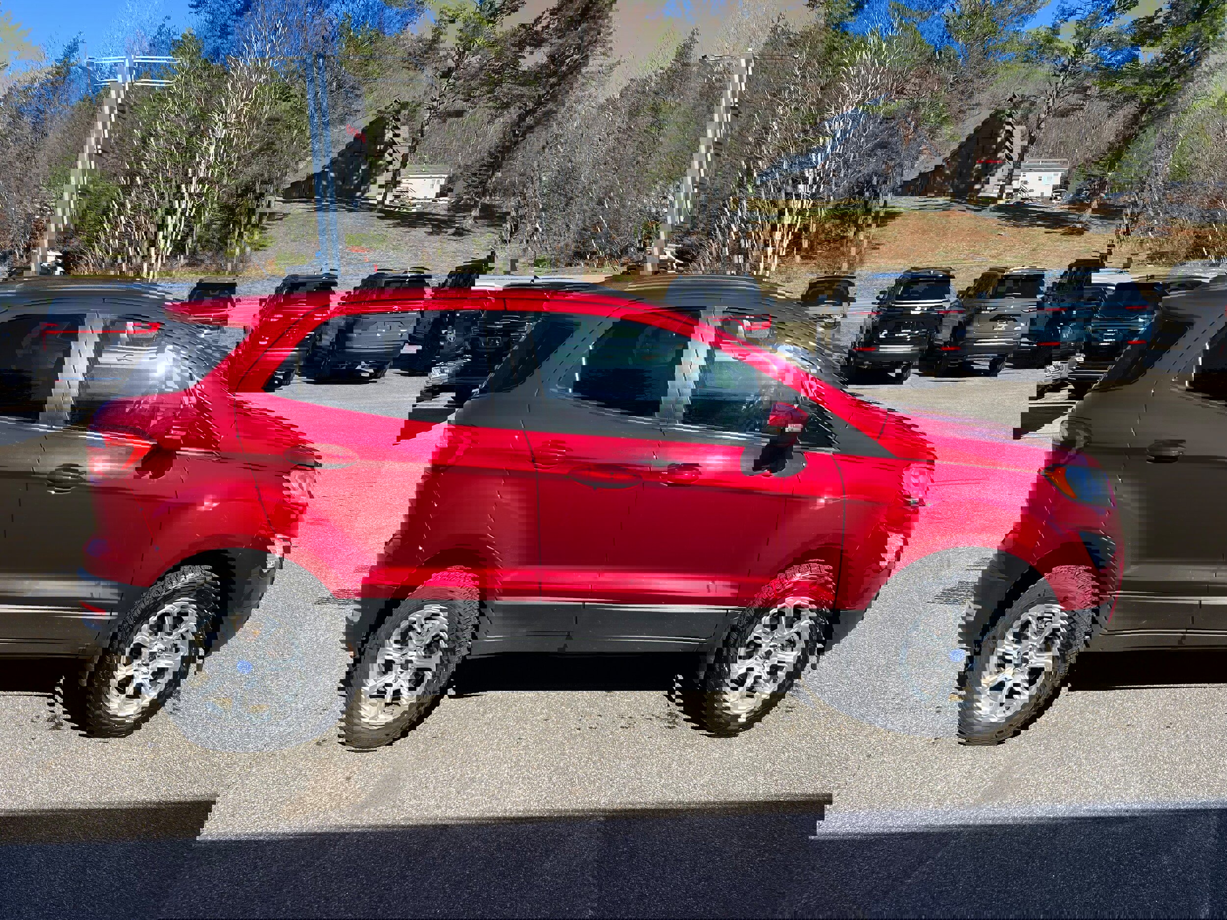 Used 2020 Ford EcoSport SE image 4