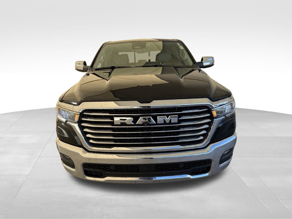 Used 2026 RAM 1500 Laramie w/ Advanced Safety Group II AWD/4WD image 4