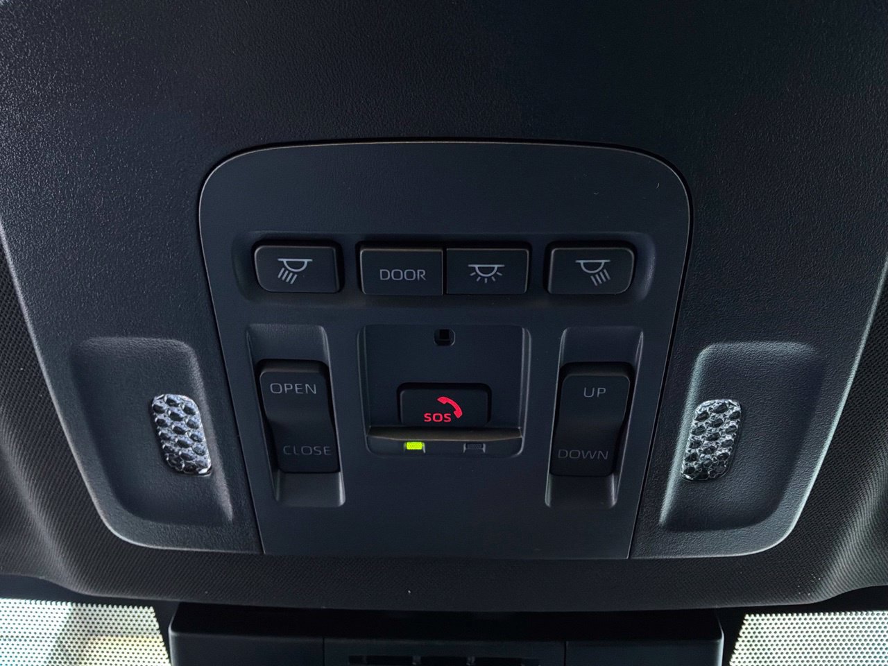 New 2026 Toyota Camry SE w/ Convenience Package FWD image 16