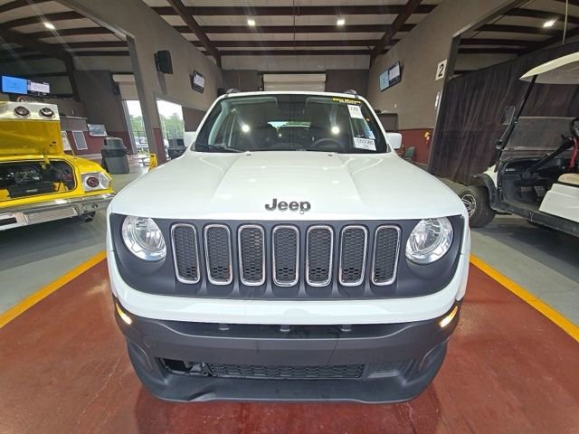 Used 2018 Jeep Renegade Latitude w/ Popular Equipment Group FWD image 4