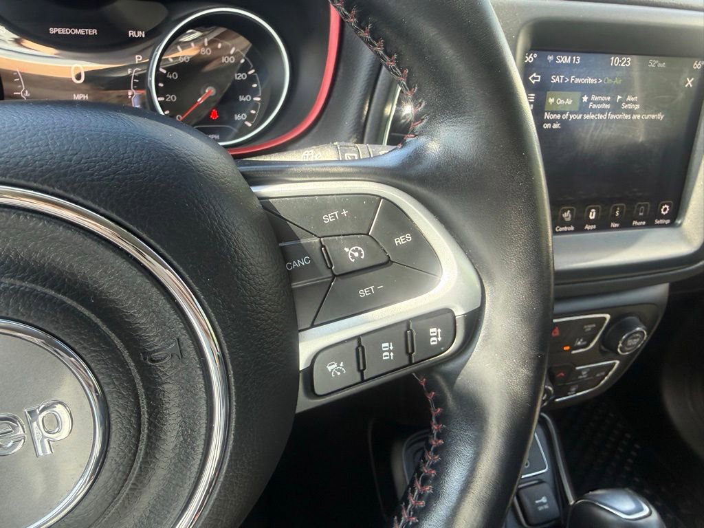 Used 2021 Jeep Compass Trailhawk AWD/4WD image 17