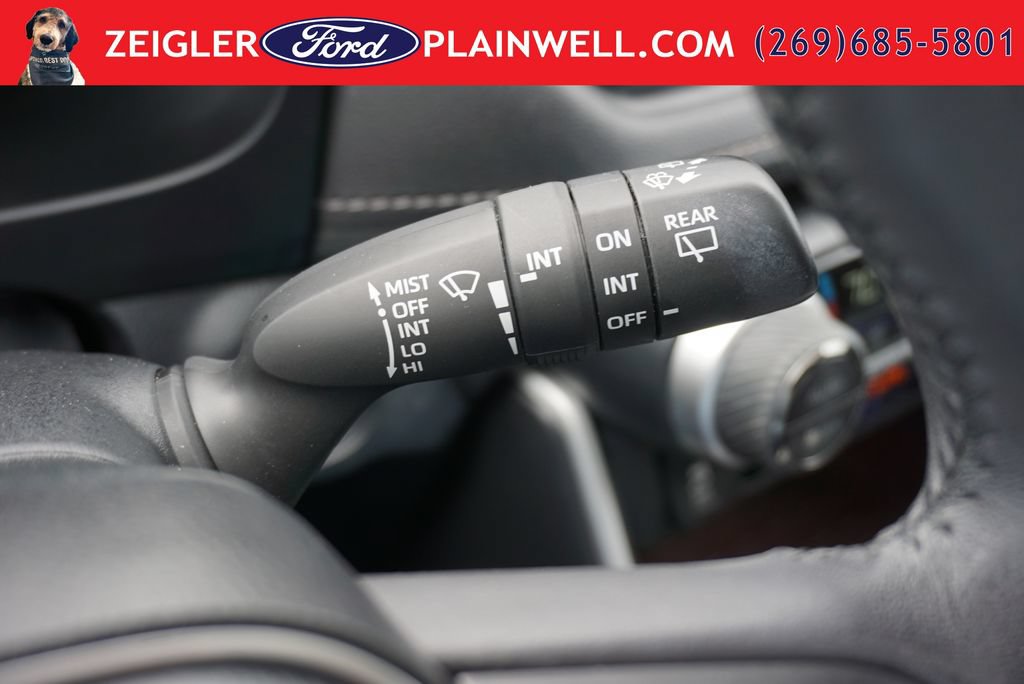 Used 2023 Toyota RAV4 Limited AWD/4WD image 27