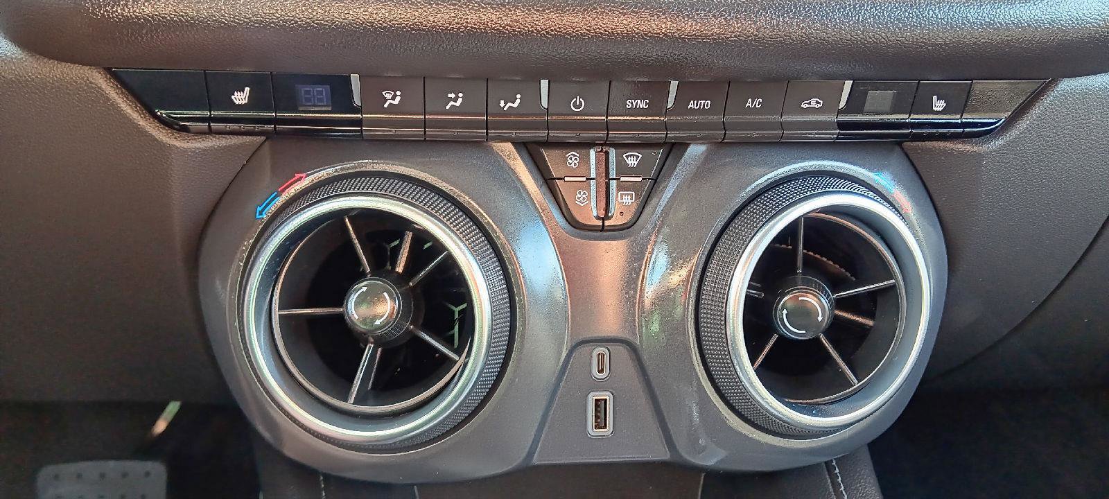 Used 2022 Chevrolet Blazer LT image 22